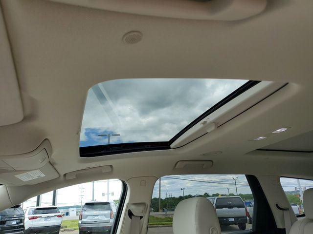 2022 Buick Enclave AWD Essence
