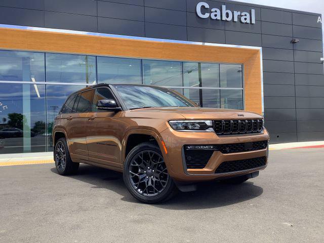 2026 Jeep Grand Cherokee GRAND CHEROKEE SUMMIT 4X4