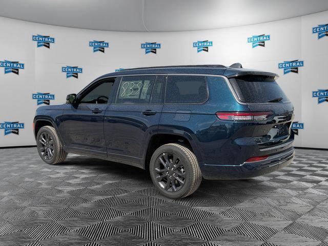 2026 Jeep Grand Cherokee GRAND CHEROKEE L LIMITED RESERVE 4X4