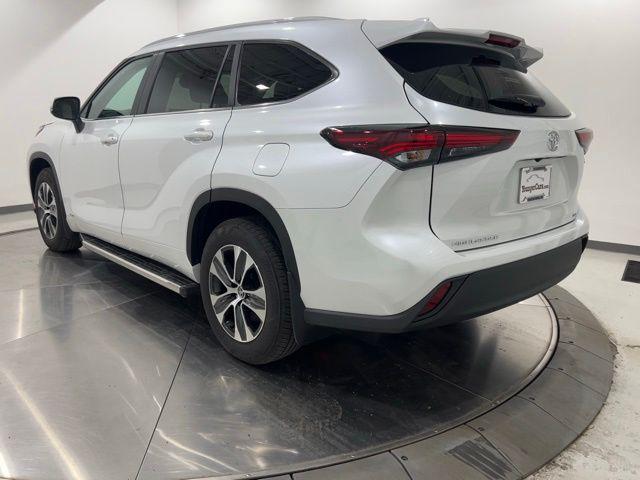 2025 Toyota Highlander Hybrid XLE