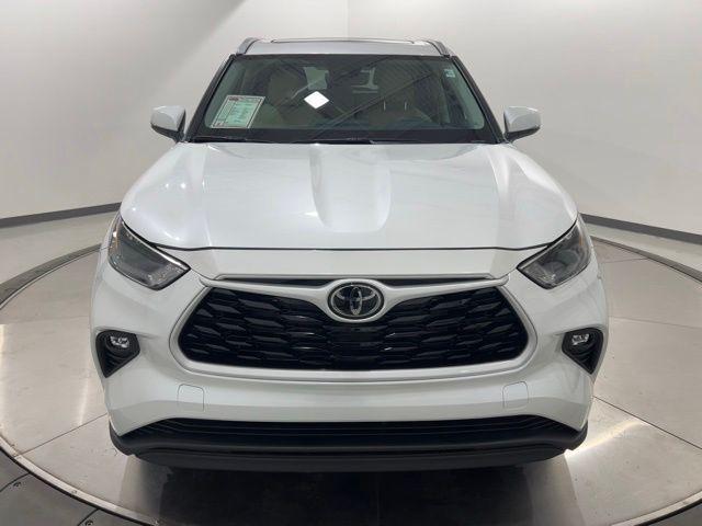 2025 Toyota Highlander Hybrid XLE