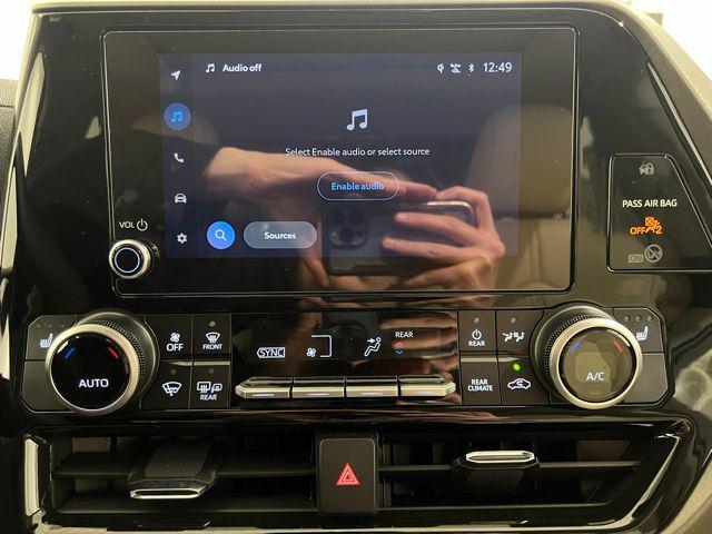 2025 Toyota Highlander Hybrid XLE