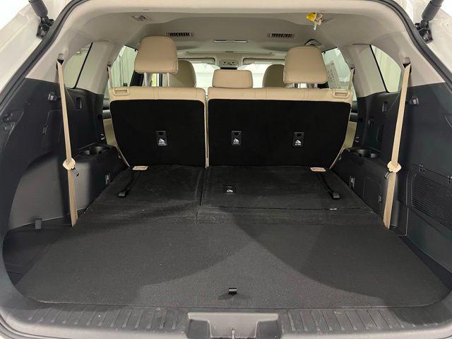 2025 Toyota Highlander Hybrid XLE