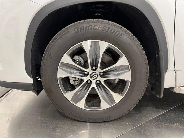 2025 Toyota Highlander Hybrid XLE