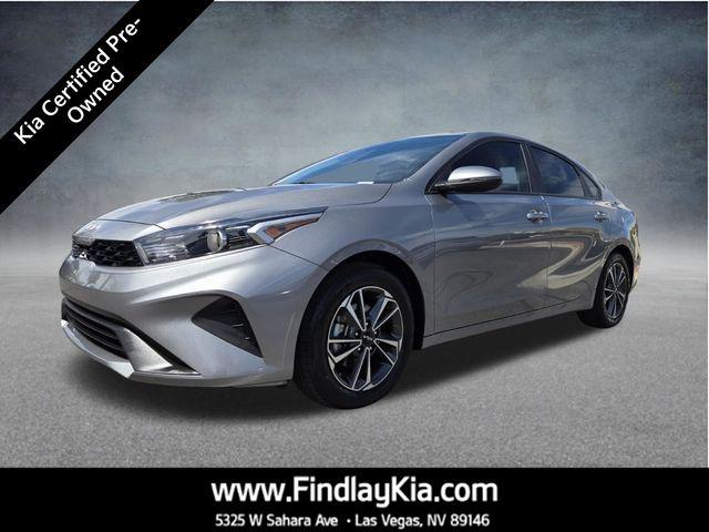 2023 Kia Forte LXS AT's photo