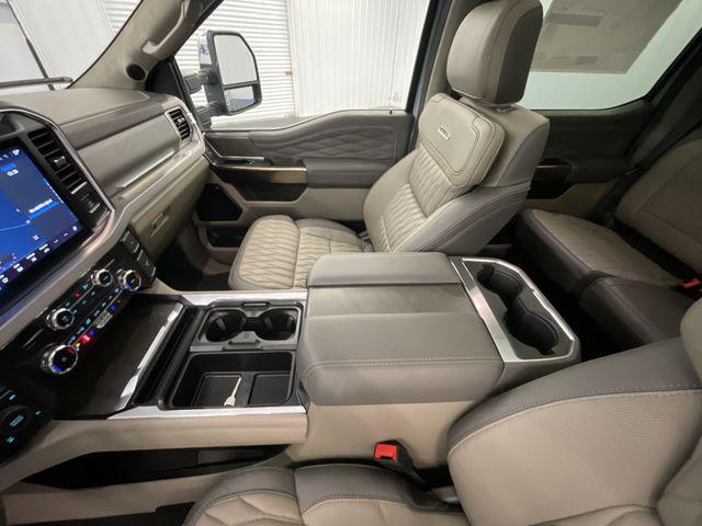 2026 Ford F-350 Platinum