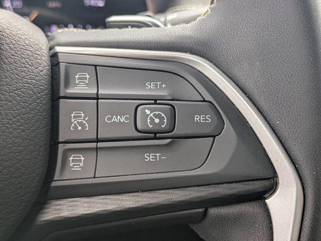 2023 Jeep Grand Cherokee L Altitude 4x2
