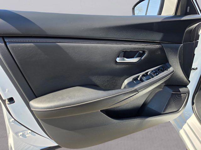 2023 Nissan Sentra SV Xtronic CVT