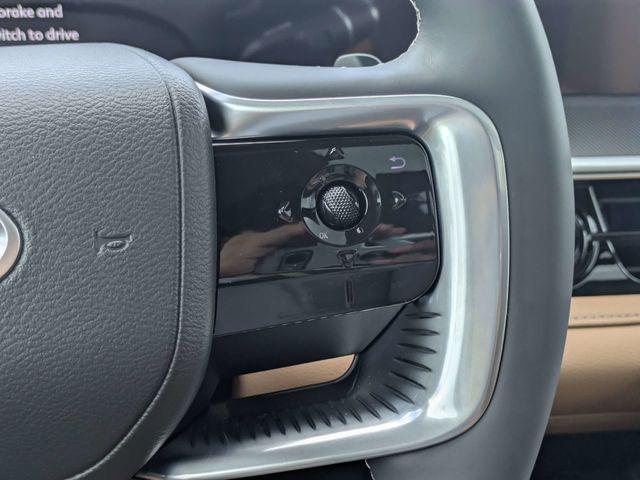 2026 INFINITI QX80 LUXE