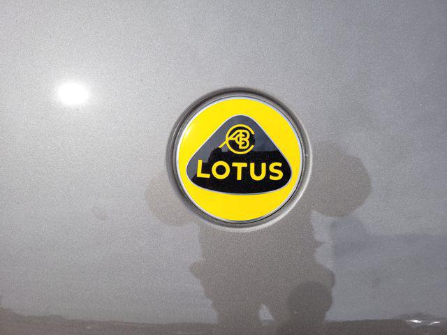 2026 Lotus Emira Turbo SE - Photo 11