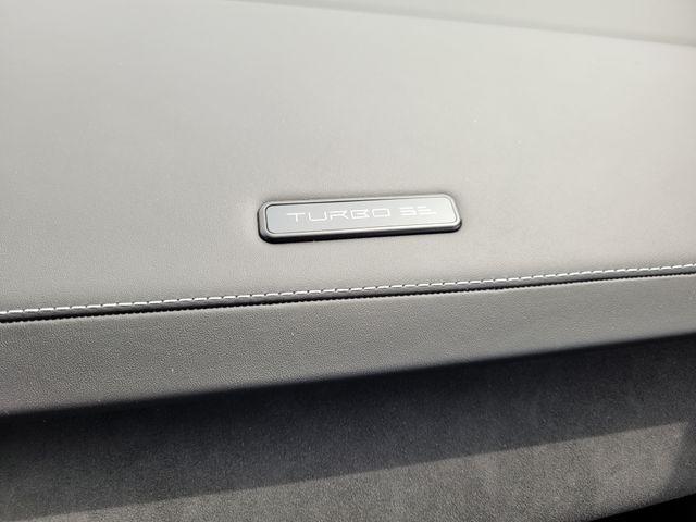 2026 Lotus Emira Turbo SE - Photo 29