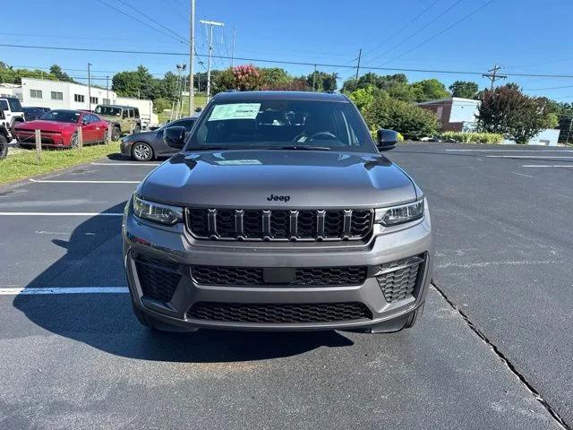 2026 Jeep Grand Cherokee L GRAND CHEROKEE L LAREDO ALTITUDE 4X4