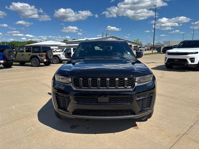 2026 Jeep Grand Cherokee L GRAND CHEROKEE L LAREDO ALTITUDE 4X4