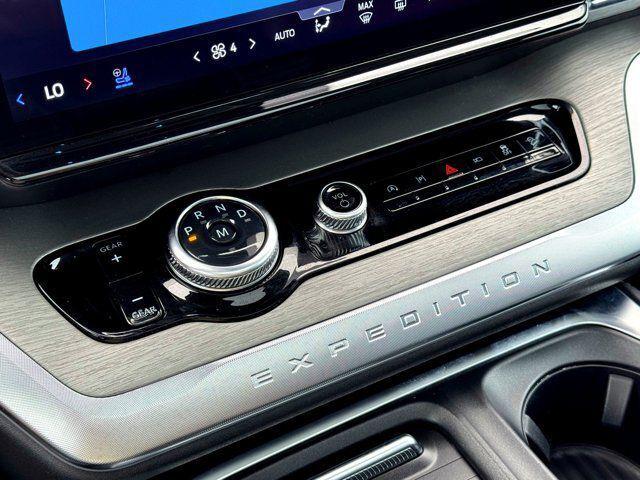 2025 Ford Expedition Platinum MAX