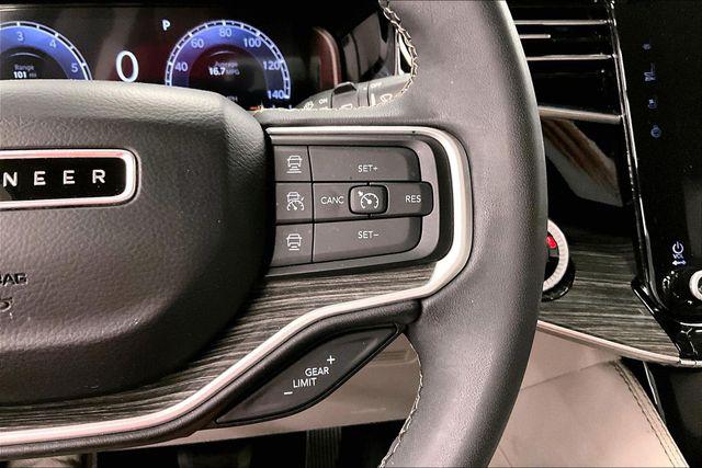 2022 Jeep Wagoneer Series III 4x4