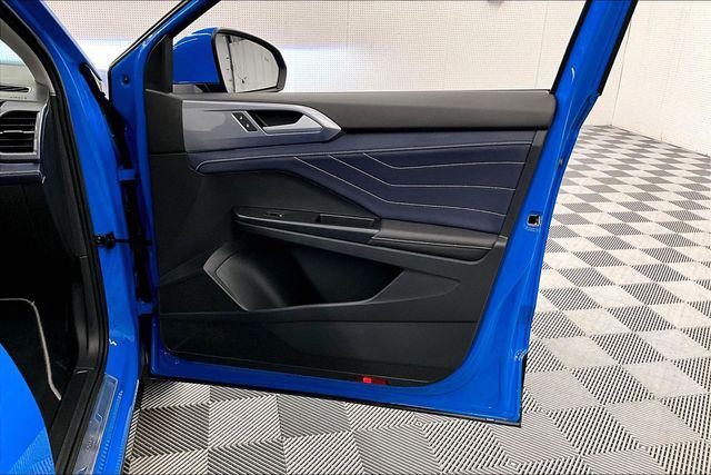 2025 Volkswagen Taos 1.5T SEL