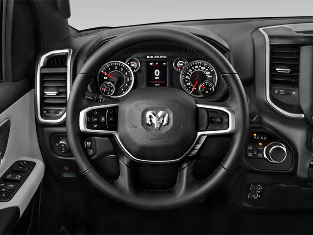 2022 Ram 1500 Big Horn Crew Cab 4x4 5'7" Box