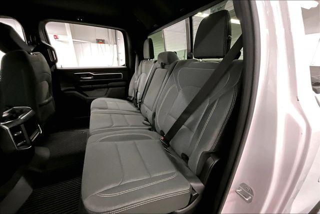 2022 Ram 1500 Big Horn Crew Cab 4x4 5'7" Box