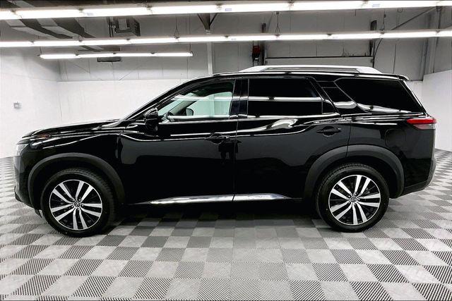 2025 Nissan Pathfinder Platinum 4WD