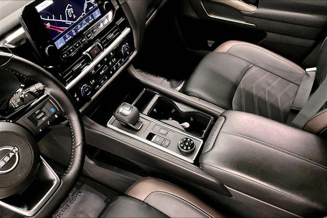 2025 Nissan Pathfinder Platinum 4WD