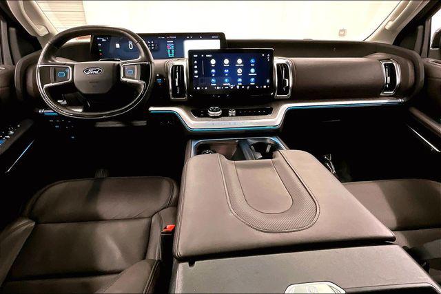 2025 Ford Expedition Platinum MAX
