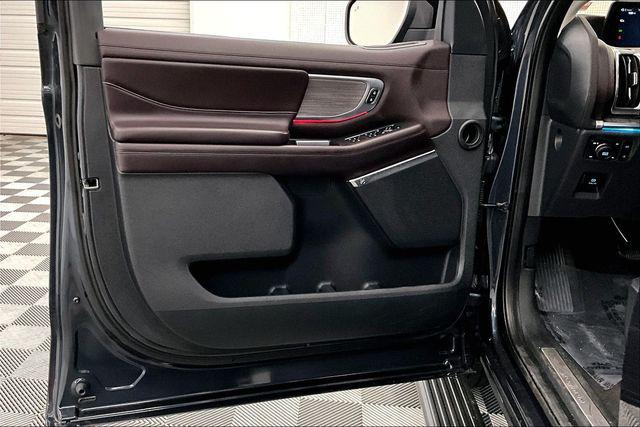 2025 Ford Expedition Platinum MAX