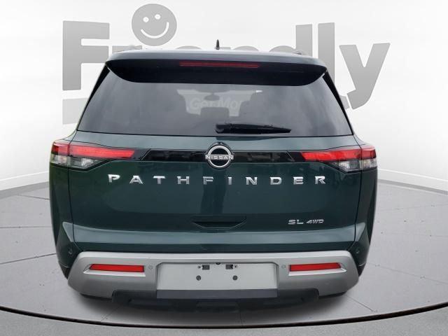 2022 Nissan Pathfinder SL 4WD