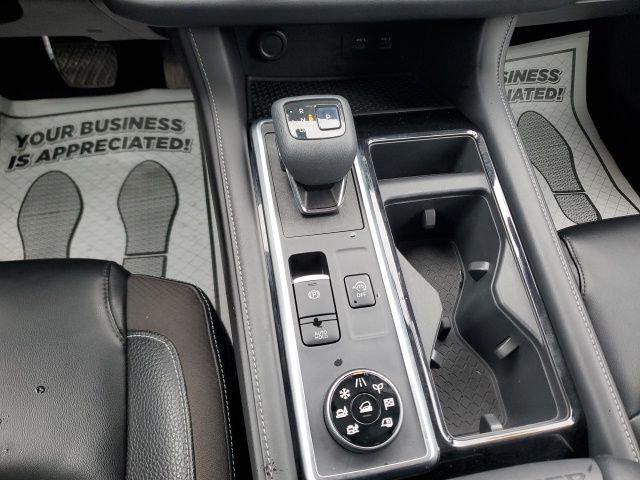 2022 Nissan Pathfinder SL 4WD