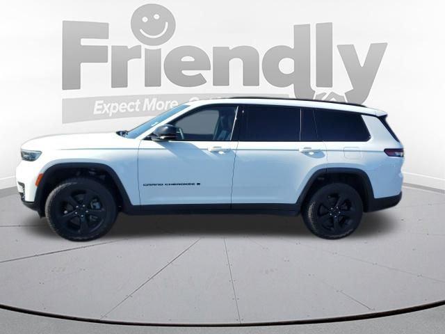 2023 Jeep Grand Cherokee L Altitude 4x4