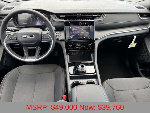 2026 Jeep Grand Cherokee L GRAND CHEROKEE L LAREDO X 4X4