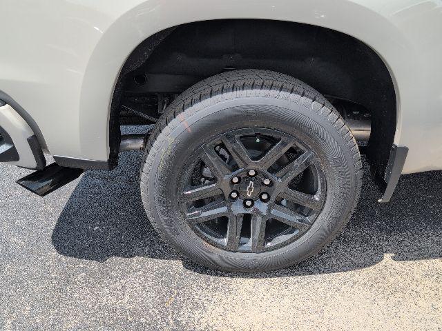 2026 Chevrolet Silverado 1500 2WD Crew Cab Short Bed Custom