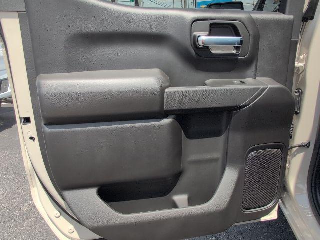 2026 Chevrolet Silverado 1500 2WD Crew Cab Short Bed Custom