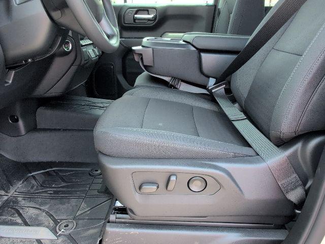 2026 Chevrolet Silverado 1500 2WD Crew Cab Short Bed Custom