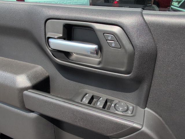 2026 Chevrolet Silverado 1500 2WD Crew Cab Short Bed Custom