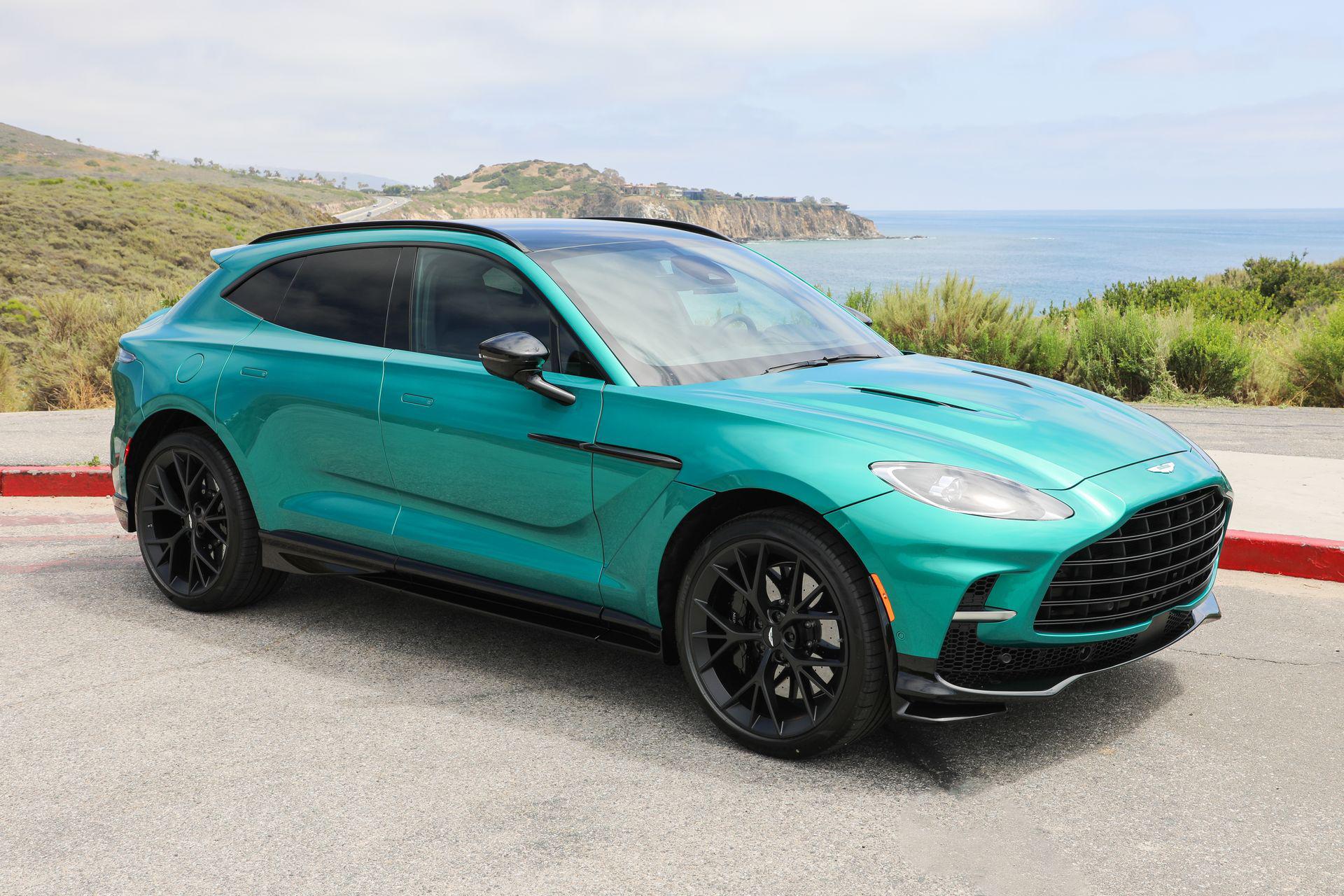 2026 Aston Martin DBX 4.0 V8 707 AWD's photo