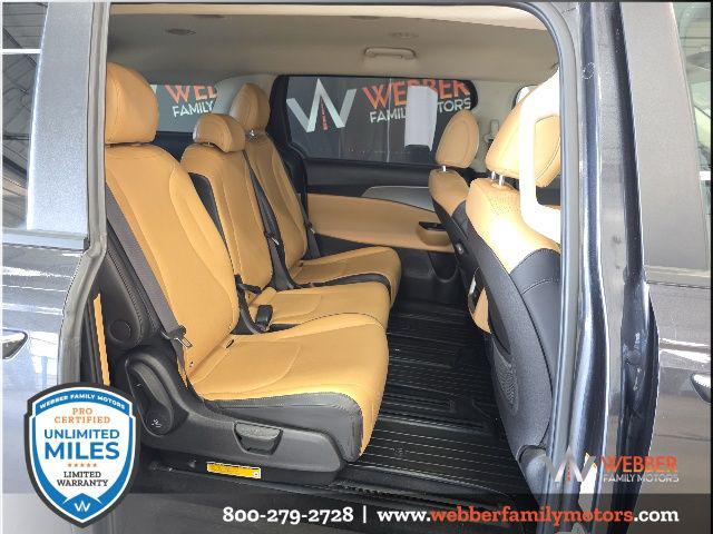 2023 Kia Carnival MPV LX Seat Package
