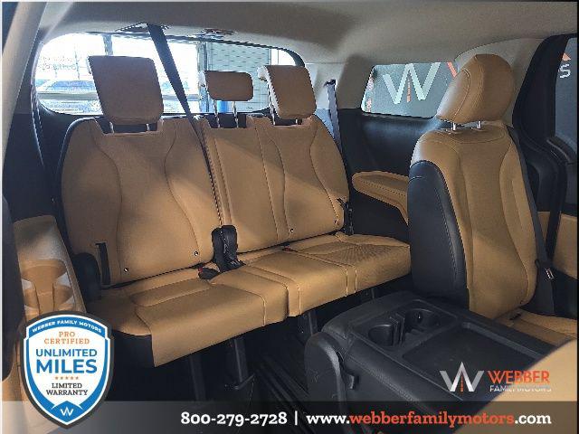 2023 Kia Carnival MPV LX Seat Package