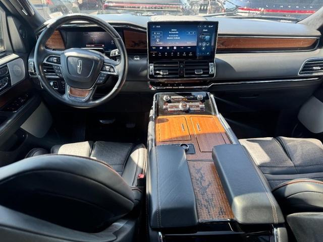 2022 Lincoln Navigator Black Label
