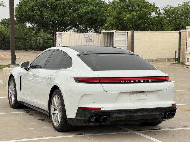 2024 Porsche Panamera 4