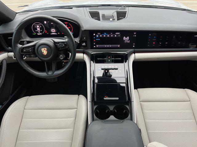 2024 Porsche Panamera 4