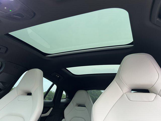 2024 Porsche Panamera 4