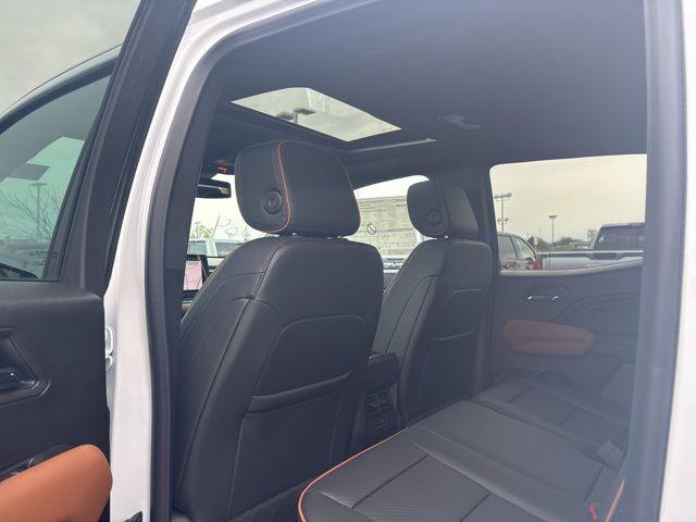 2026 GMC Canyon AT4, 4WD