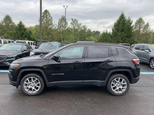 2022 Jeep Compass Latitude Lux 4x4