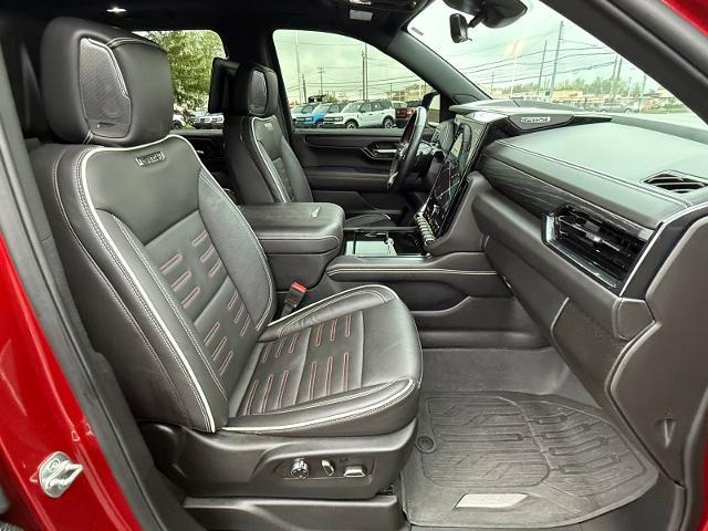 2025 GMC Yukon XL 4WD AT4 Ultimate