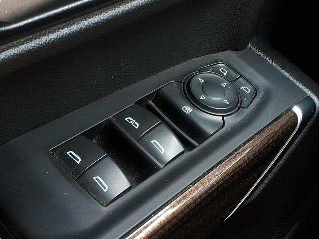 2020 Chevrolet Silverado 1500 4WD Crew Cab Standard Bed RST