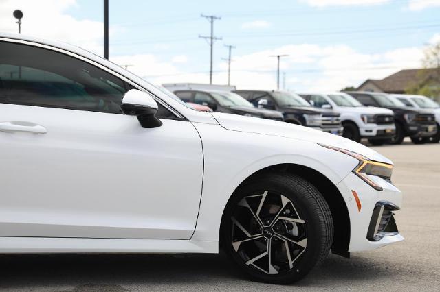 2025 Kia K5 EX