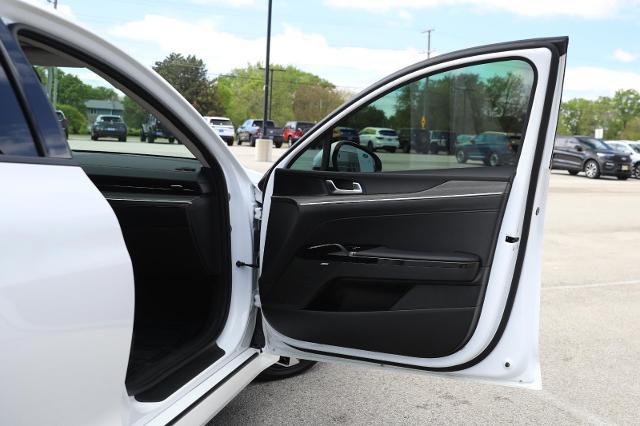 2025 Kia K5 EX