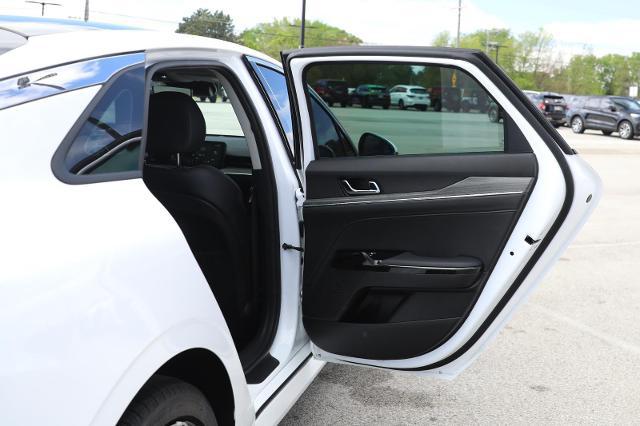 2025 Kia K5 EX
