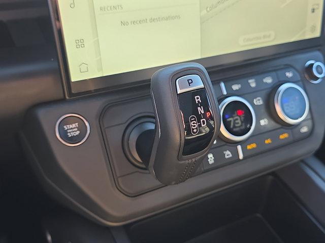 2026 Land Rover Defender X-Dynamic SE