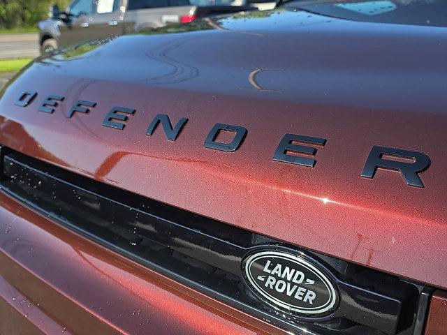 2026 Land Rover Defender X-Dynamic SE